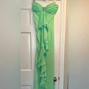 Strapless size 6 neon green prom dress
